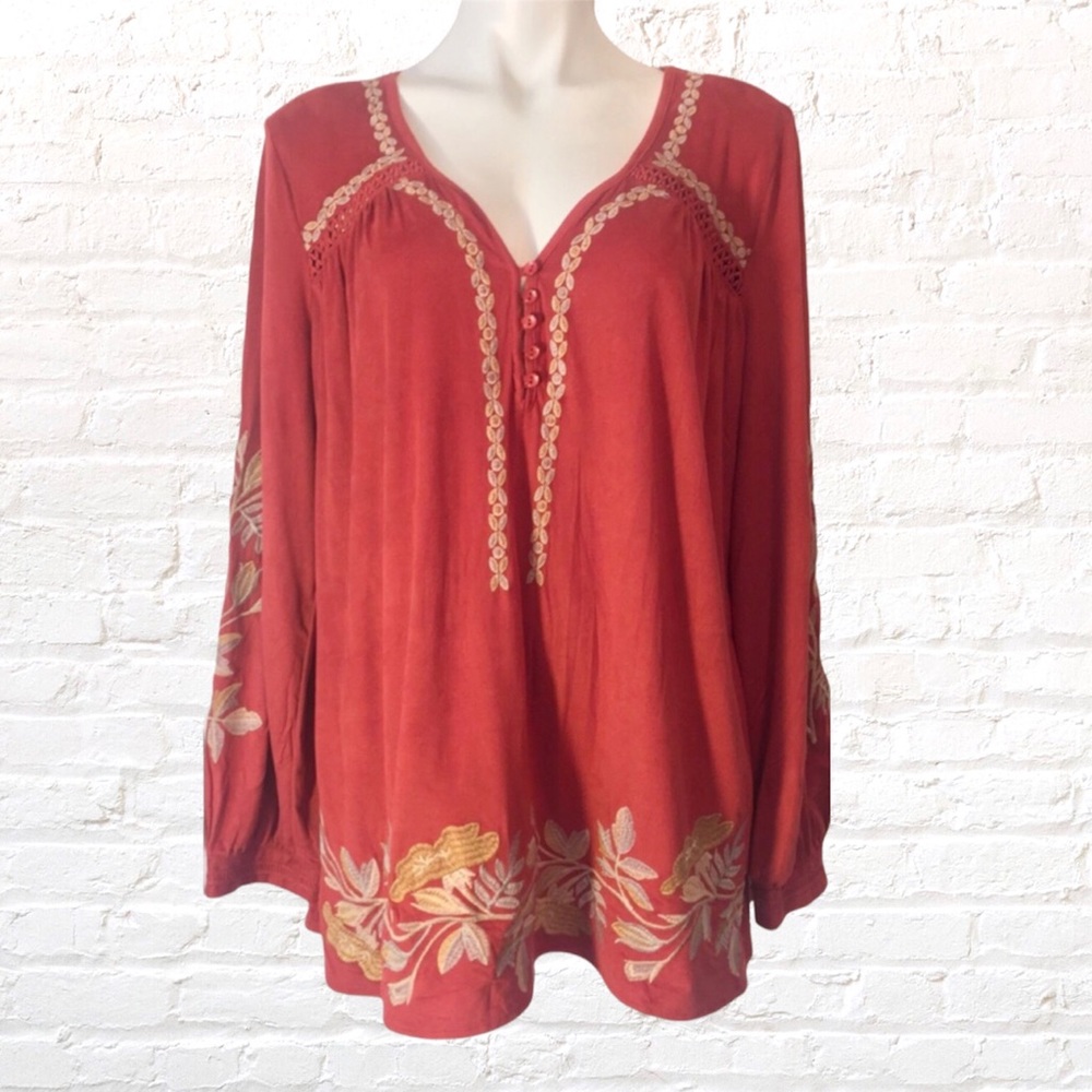 New Monoreno Suede Embroidery Blouse